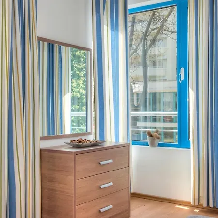 Апартаменты Excelsior Sunny *