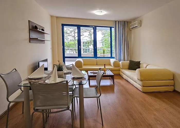 Excelsior Sunny Apartman *