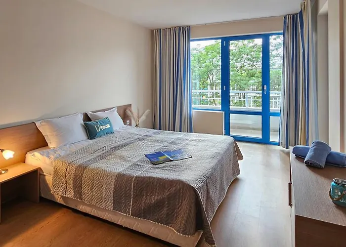 Excelsior Sunny Apartman *